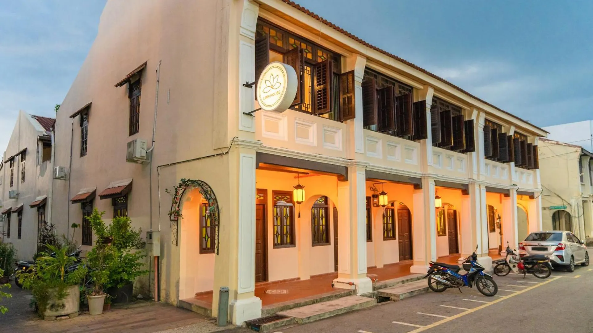 Old Town Story Linn House George Town Apart Otel