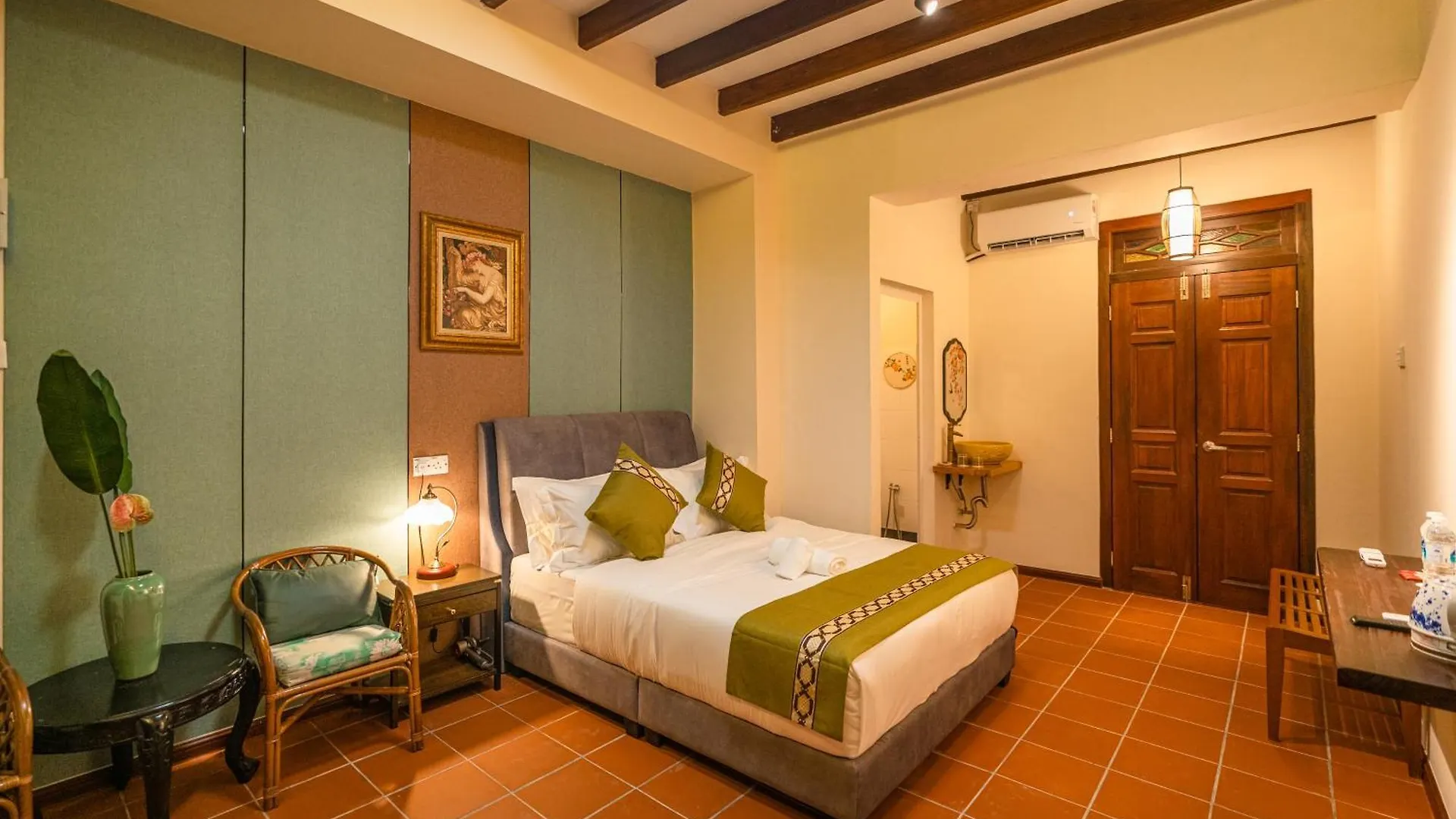 Old Town Story Linn House George Town Apart Otel