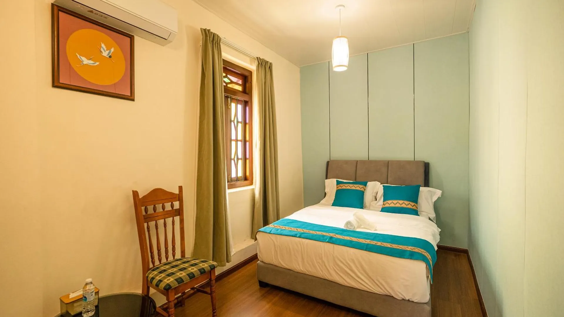Old Town Story Linn House George Town
